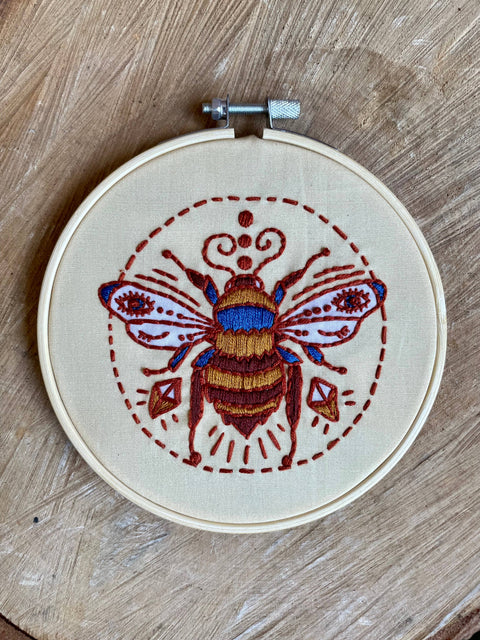 DIY Stitch Kit: Winking Bee Embroidery Kit