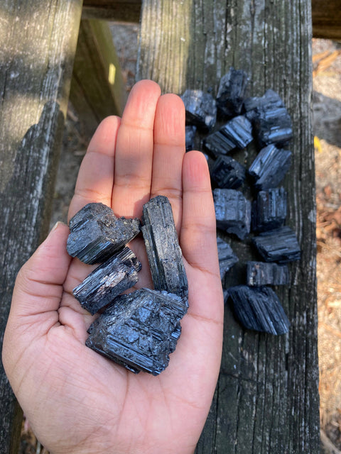 Black Tourmaline: Raw - 1 pc
