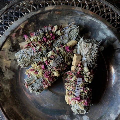 Smudge Bundle: Mugwort + Palo Santo