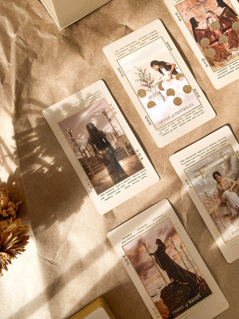 Tarot: Lucid Dreams Beginners, Beige